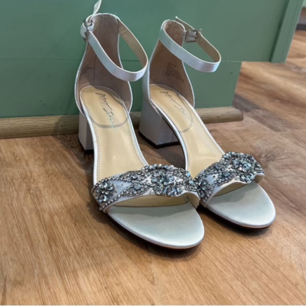 Betsy Johnson block heel with embellished band wedding shoes in ivory!